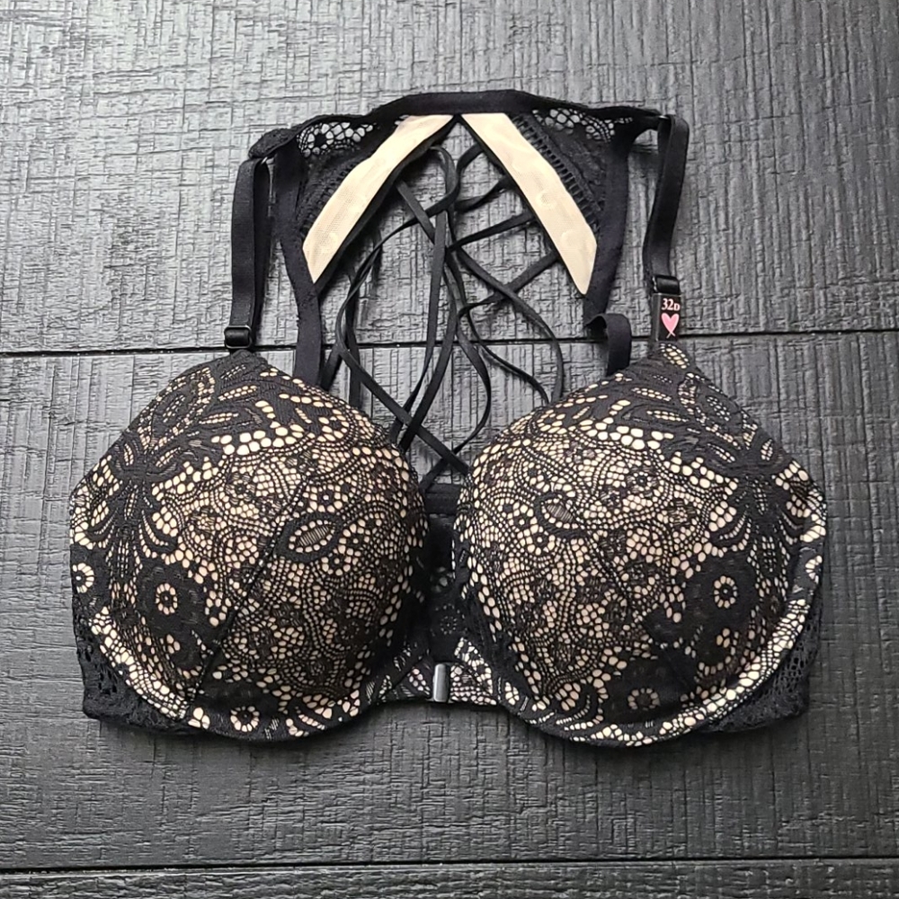 NWT Victoria's Secret Push-up Bra